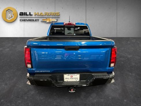 Used 2023 Chevrolet Colorado Trail Boss w/ Technology Package AWD/4WD image 10