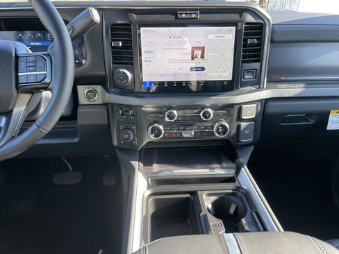 New 2026 Ford F250 Platinum AWD/4WD image 19