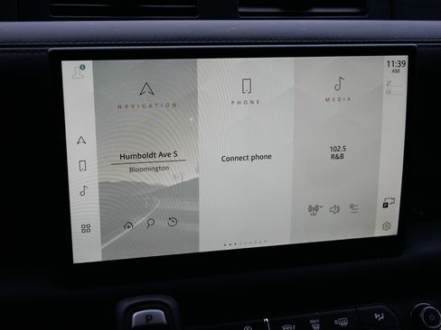 Used 2024 Land Rover Defender 130 X image 22