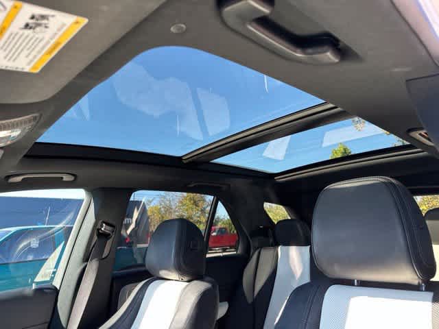 Used 2022 Mercedes-Benz GLE 350 4MATIC image 4