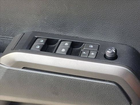 Used 2022 Toyota Tacoma TRD Off-Road w/ Technology Package RWD image 13