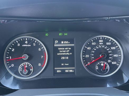 Used 2022 Kia K5 GT-Line FWD image 32