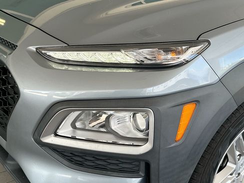 Used 2021 Hyundai Kona SE FWD image 28
