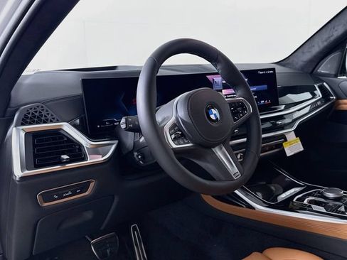 New 2027 BMW X7 xDrive40i w/ M Sport Package AWD/4WD image 9