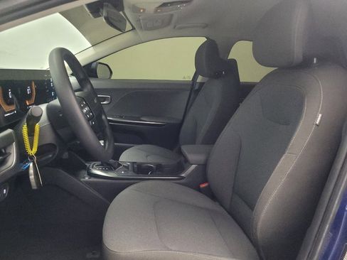 Used 2025 Kia K4 FWD image 17