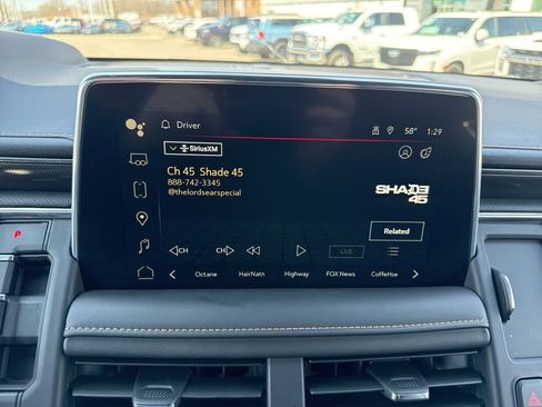 Used 2024 GMC Yukon XL AT4 w/ Technology Package image 21