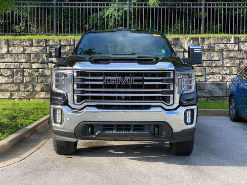 Used 2022 GMC Sierra 2500 SLT w/ SLT Premium Package AWD/4WD image 2