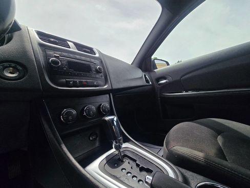 Used 2012 Dodge Avenger SXT w/ Cold Weather Group FWD image 21