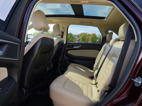 Used 2023 Ford Edge SEL w/ Convenience Package AWD/4WD image 21