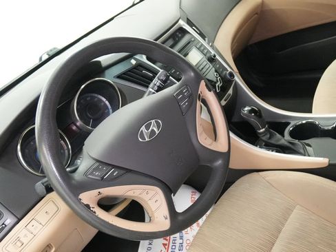 Used 2012 Hyundai Sonata GLS FWD image 14