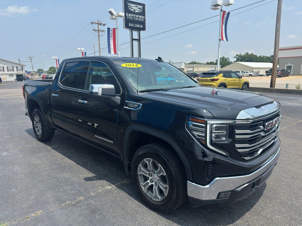 Used 2024 GMC Sierra 1500 SLT AWD/4WD image 4