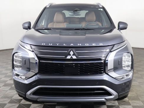 New 2025 Mitsubishi Outlander SEL image 16