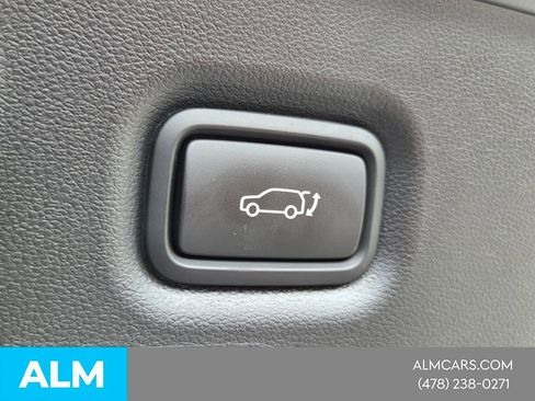 Used 2025 Hyundai Ioniq 5 Limited AWD/4WD image 12