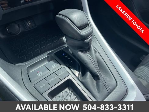 Used 2024 Toyota RAV4 LE FWD image 30