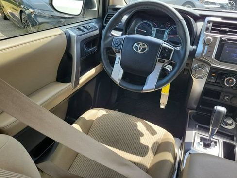 Used 2019 Toyota 4Runner SR5 AWD/4WD image 22