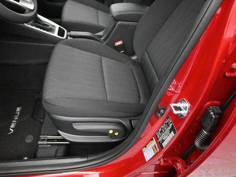 New 2026 Hyundai Venue SE image 24