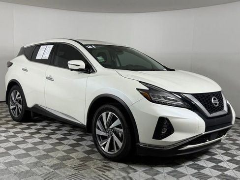 Used 2021 Nissan Murano SL w/ SL Moonroof Package FWD image 9