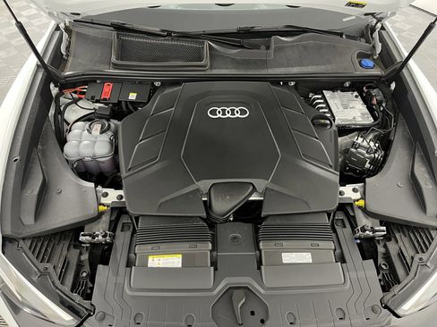 Used 2025 Audi Q8 Premium Plus w/ Premium Plus Package image 25