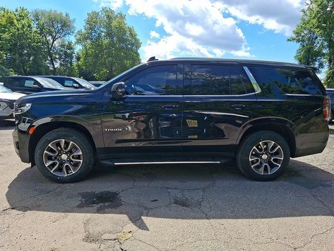 Certified 2023 Chevrolet Tahoe LT w/ Luxury Package AWD/4WD image 4