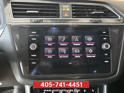 Used 2022 Volkswagen Tiguan SEL R-Line AWD/4WD image 23