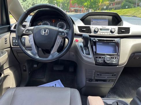 Used 2016 Honda Odyssey Touring image 20