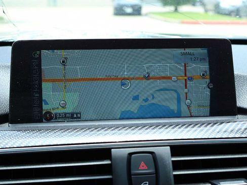 Used 2016 BMW M4 Convertible RWD image 28