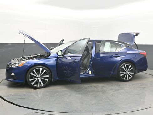 Used 2020 Nissan Altima 2.5 SR image 36