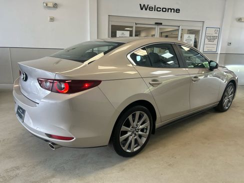 Used 2026 MAZDA MAZDA3 2.5 S Sedan w/ Preferred Pkg FWD image 7