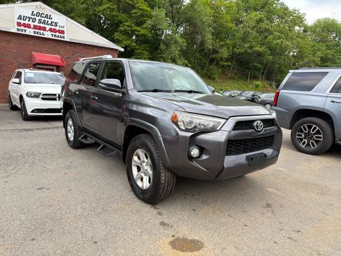 Used 2016 Toyota 4Runner SR5 Premium AWD/4WD image 3