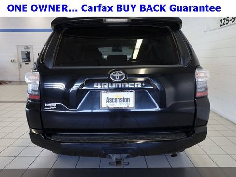 Used 2014 Toyota 4Runner SR5 image 12