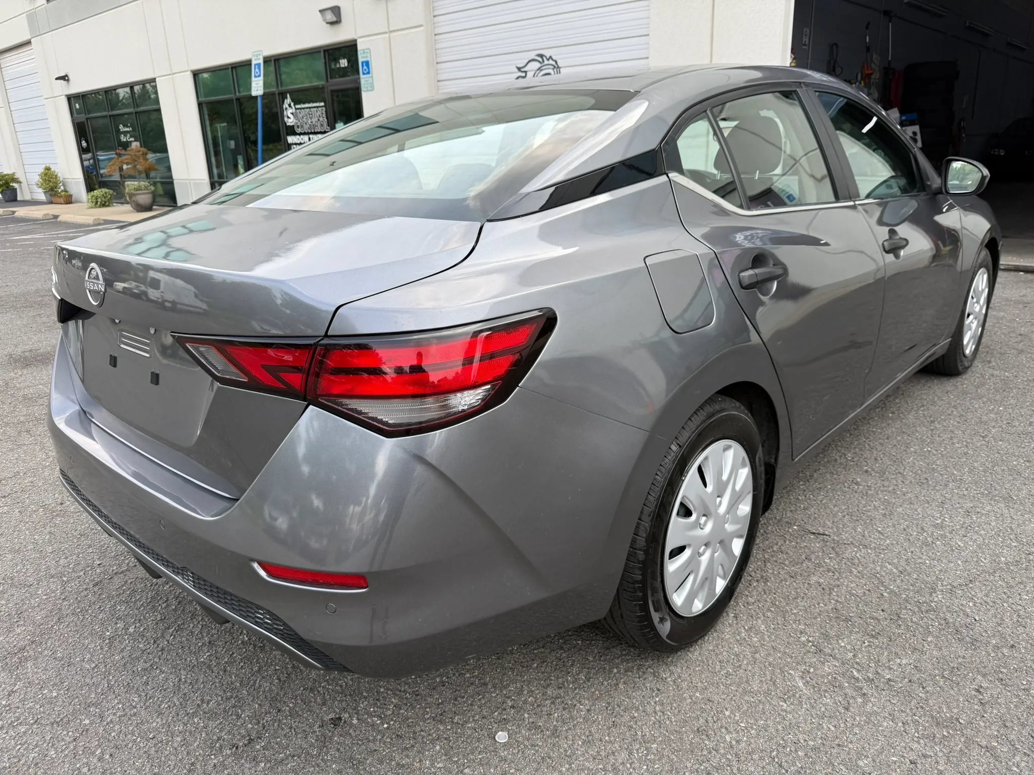 Used 2024 Nissan Sentra S FWD image 13