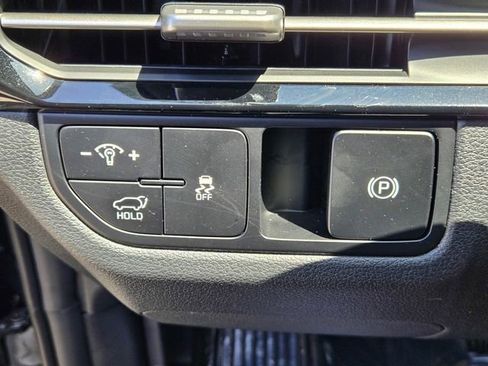 New 2026 Kia Sportage EX FWD image 14