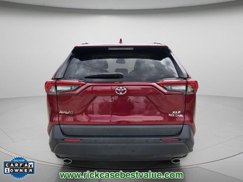 Used 2023 Toyota RAV4 XLE Premium FWD image 6