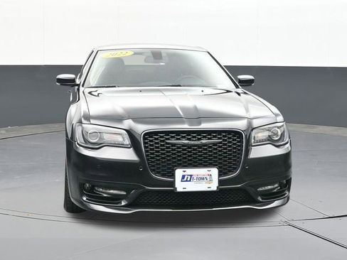 Used 2022 Chrysler 300 Touring L image 23
