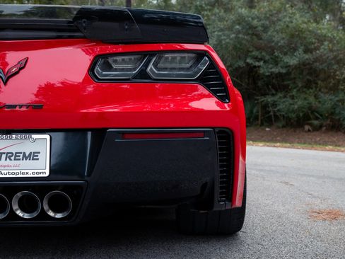 Used 2016 Chevrolet Corvette Z06 w/ 3LZ Preferred Equipment Group image 59