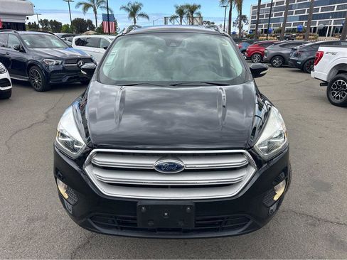 Used 2019 Ford Escape Titanium FWD image 2