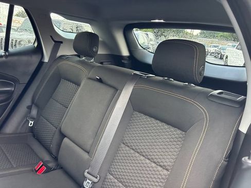 Used 2020 GMC Terrain SLE w/ Driver Convenience Package FWD image 8