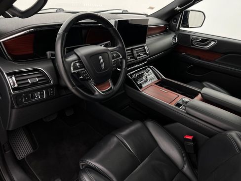 Used 2022 Lincoln Navigator L Reserve AWD/4WD image 13