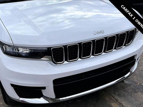 Used 2025 Jeep Grand Cherokee L Laredo image 33