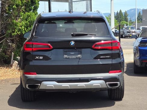 Used 2019 BMW X5 xDrive40i w/ Convenience Package AWD/4WD image 5