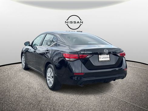 Used 2025 Nissan Sentra S image 7