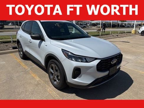 Used 2025 Ford Escape ST-Line image 1