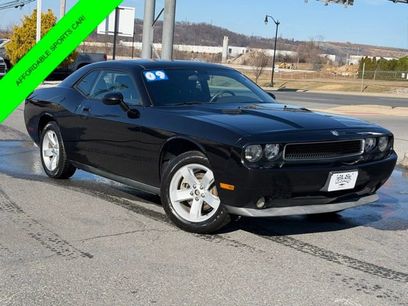 Used 2009 Dodge Challenger SE