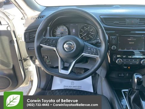Used 2020 Nissan Rogue SV AWD/4WD image 21