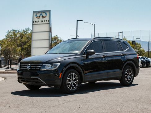 Used 2019 Volkswagen Tiguan SEL AWD/4WD image 1