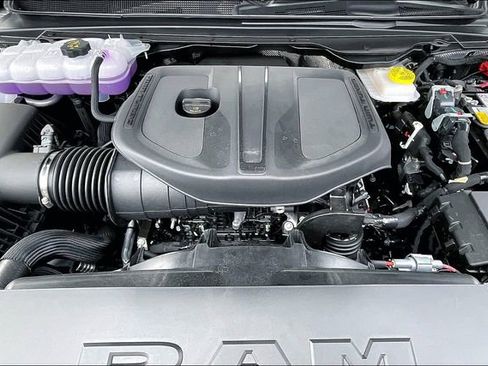 New 2025 RAM 1500 Laramie image 12