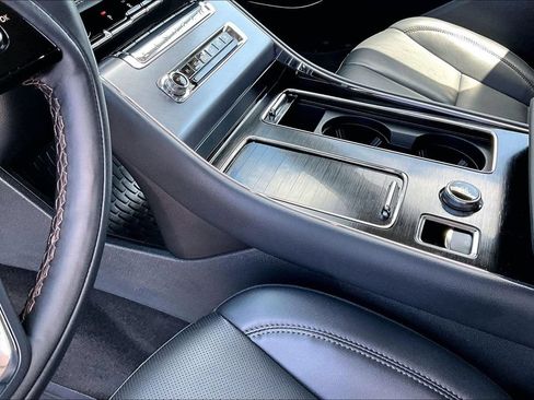 Used 2025 Lincoln Aviator 2WD w/ Jet Appearance Package image 19
