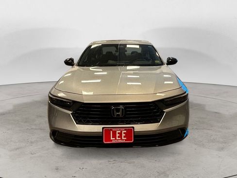 Used 2024 Honda Accord Sport image 9