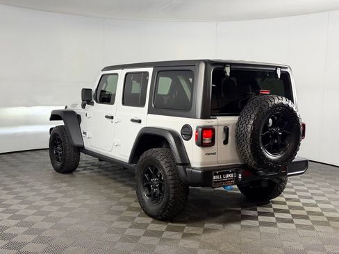 Used 2024 Jeep Wrangler Unlimited AWD/4WD image 8