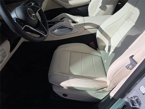 New 2026 Mercedes-Benz GLE 450 4MATIC image 23